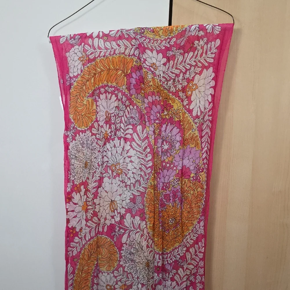 Vera Pink and Orange Scarf, 20